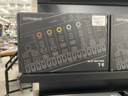 Roland - T-8